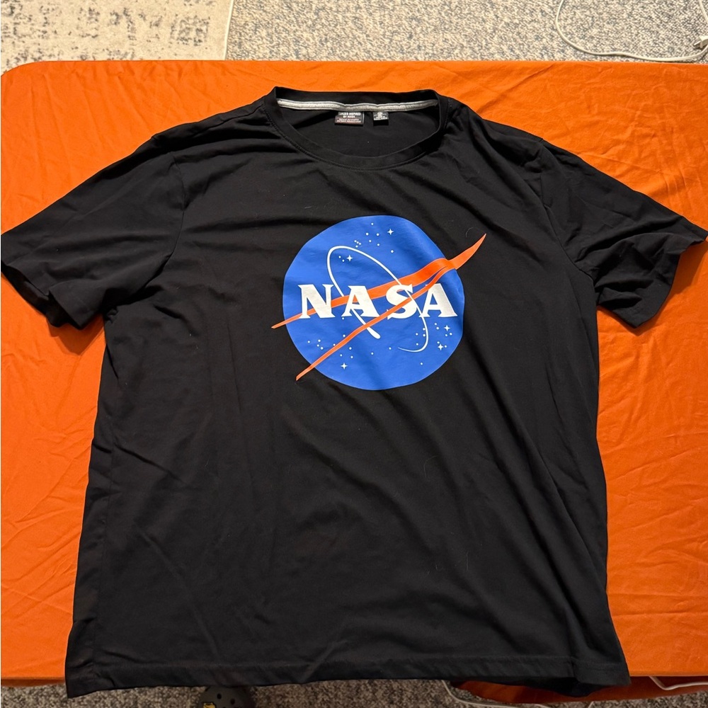 NASA Black Graphic T-Shirt